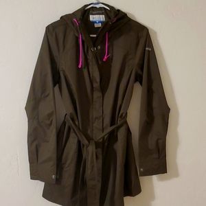 Columbia women's advance repellency jacket